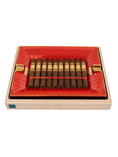 Meerapfel Richard Double Robusto w/ Ashtray
