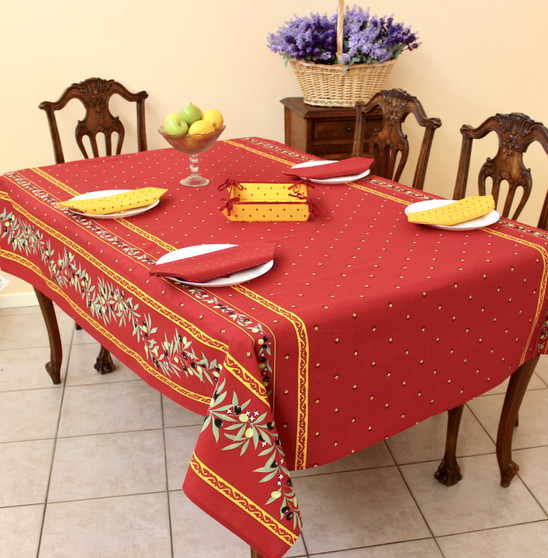 Ramatuelle Red French Tablecloth 155x200cm 6Seats Made in France