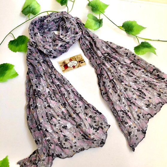 Wrinkle Scarf Flowers Grey