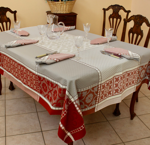 200 x 160 cm – 6 seats – Rectangular French Tablecloth – Jacquard – Marius Rust – Made in France