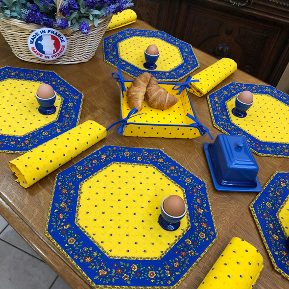 Ramatuelle Flowers Yellow/Blue Quilted Bordered Placemat Octogon Made in France