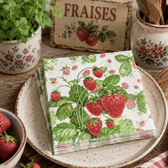 strawberry paper napkins 33x33cm fruit rustic luncheon serviettes
