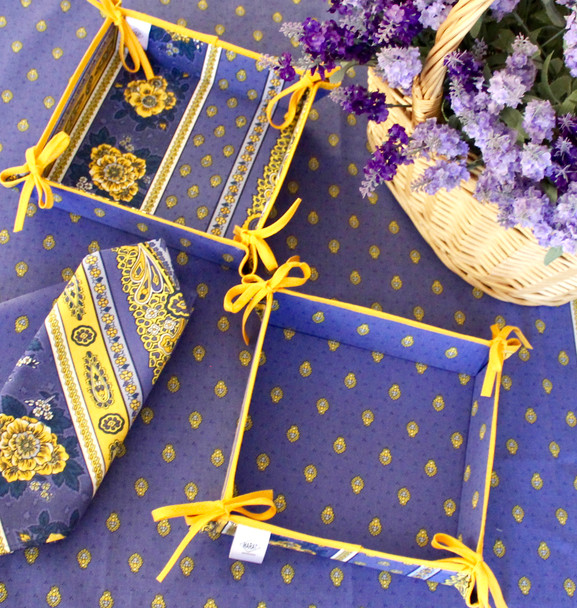 Marat Avignon Bastide Blue French Tablecloth 155x200cm 6Seats COATED Made in France