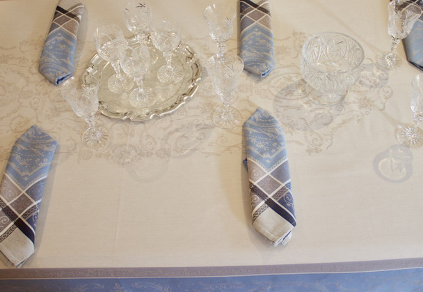 Versailles Blue Jacquard French Tablecloth 160x300cm 10seats Made in France
