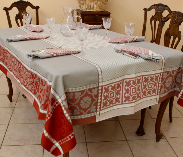 200 x 160 cm – 6 seats – Rectangular French Tablecloth – Jacquard – Marius Rust – Made in France