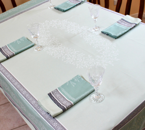 Olivia Green Jacquard French Tablecloth 160x250cm 8seats Made in France