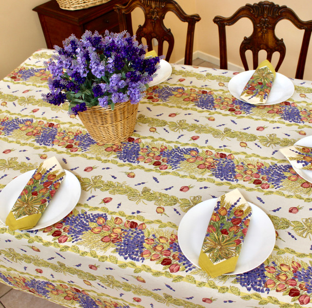 200 x 150 cm – 6 seats – Rectangular French Tablecloth – Stain-Resistant Coated – Lavender and Roses – Made in France