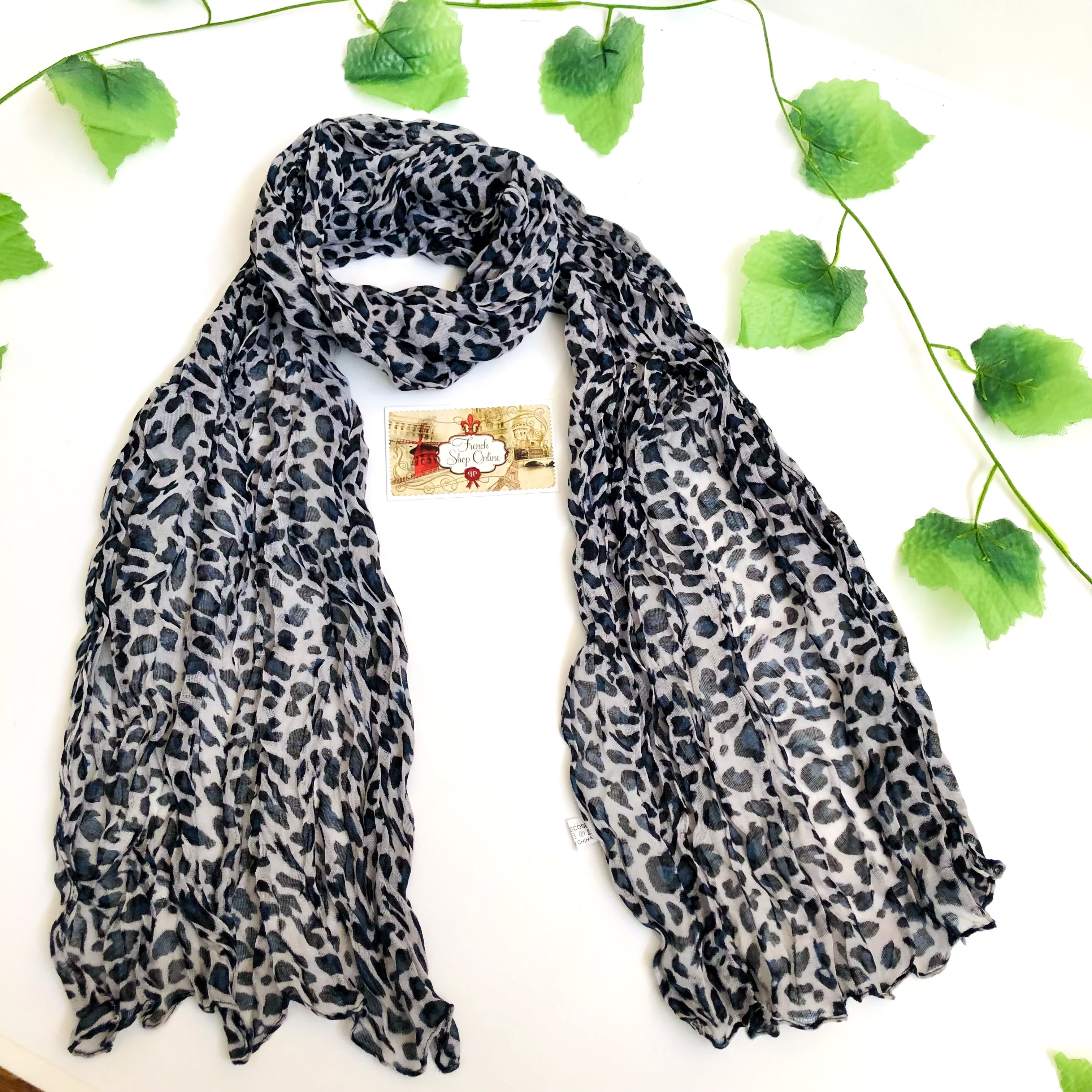 leopard pattern wrinkle stole
