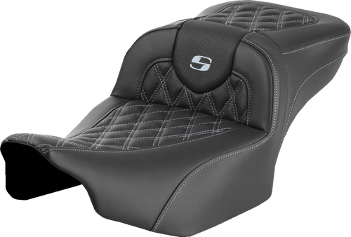 SADDLEMEN Roadsofa™ Extended Reach Seat for FLTR/FLHX '23-'26 - Silver Stitch with Lattice Pattern