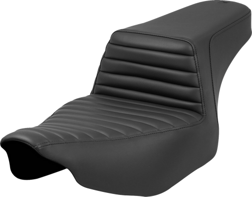SADDLEMEN Step-Up Seat Tuck-n'-Roll Black for Harley FL 2023-2026
