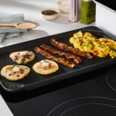 Whirlpool® 30-inch Smart Electric Range with Air Cooking Technology, WipeClean™ Coating, Steam/Self Cleaning, Rapid Preheat 5.3 CuFt Capacity YWFES7530RW