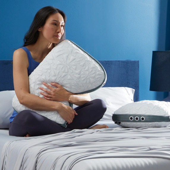 Bedgear Storm Cuddle Curve 1.0 performance pillow in a room setting