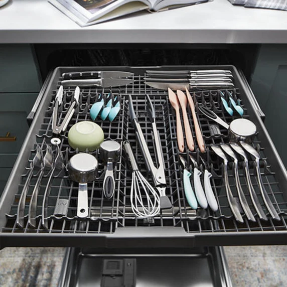 Whirlpool® 51 dBA Quiet Dishwasher with 3rd Rack and Pocket Handle WDP730HAMZ