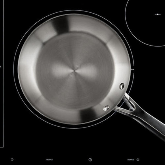 Whirlpool® 30" Intelligent Induction Cooktop with Temp Cook™ Technology WCIT7030SB