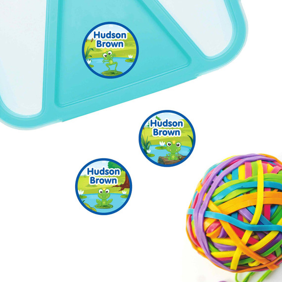 Round sticker labels for kids' lunch gear