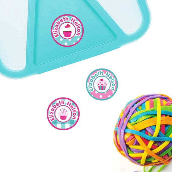 Round name labels for kids' gear