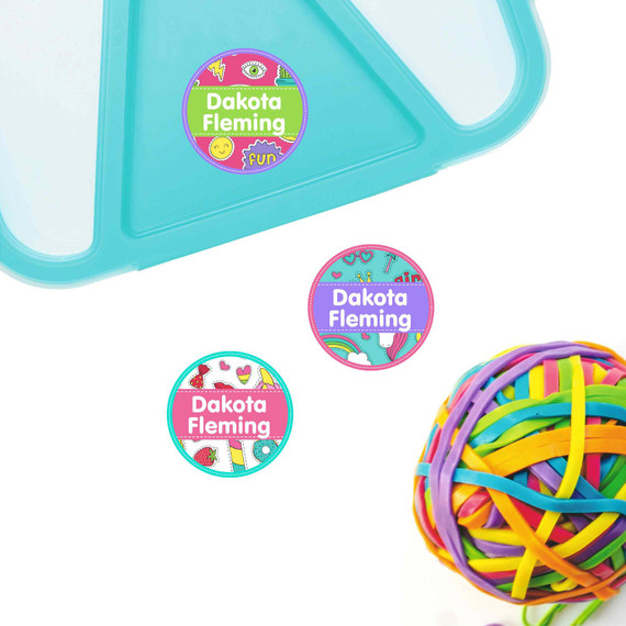 Customizable round labels for kids' daycare Customizable round labels for kids' daycare