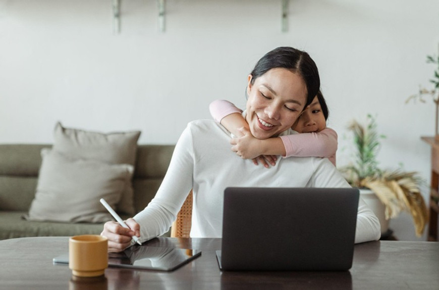 Home Management Tips & Tricks for Busy Working Moms