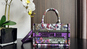 Christian Dior Mini Book Tote Bag 22cm Saisons Été Embroidery, White Multicolor