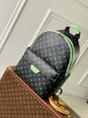 Louis Vuitton Discovery Backpack PM 38cm Monogram Eclipse M25887, Black