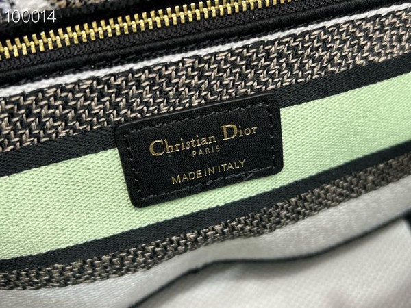 Christian Dior Lady D-Lite Medium Bag 24cm Butterfly Around The World Pietro Ruffo Embroidery, White and Green