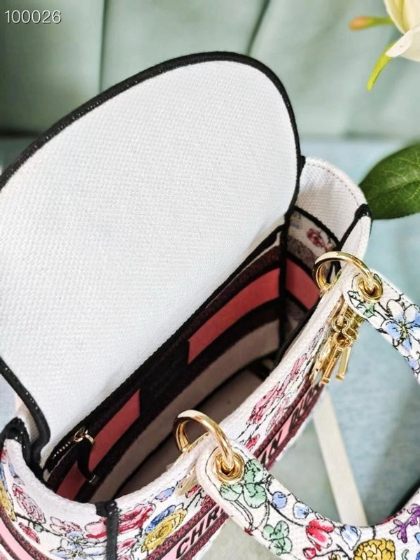 Christian Dior Lady D-Lite Medium Bag 24cm Florilegio Embroidery, White Multicolor