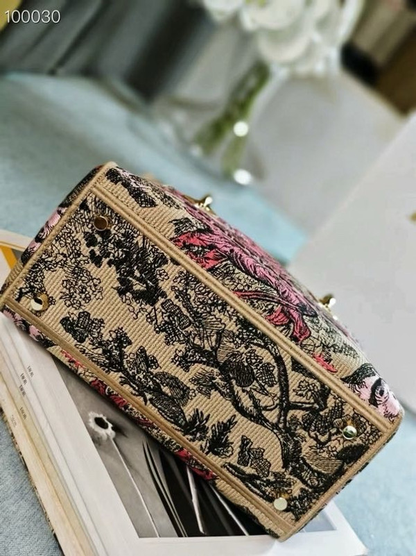 Christian Dior Lady D-Lite Medium Bag 24cm Toile de Jouy Sauvage Embroidery, Raffia with Candy Pink