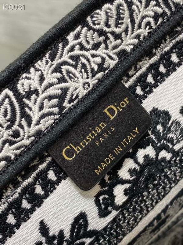 Christian Dior Hat Basket Bag 28cm Butterfly Bandana Embroidery, White and Black