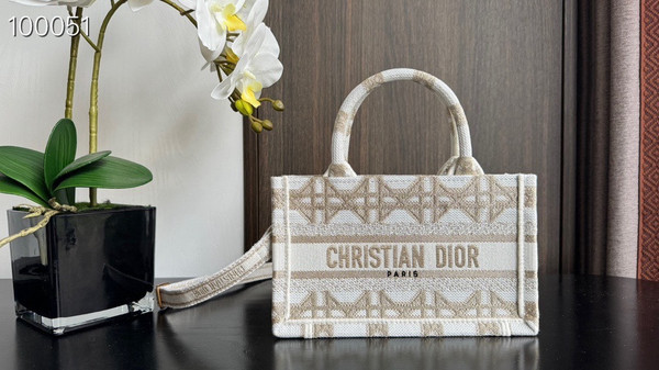 Christian Dior Mini Book Tote Bag 22cm Macrocannage Embroidery, White and Gold-Tone