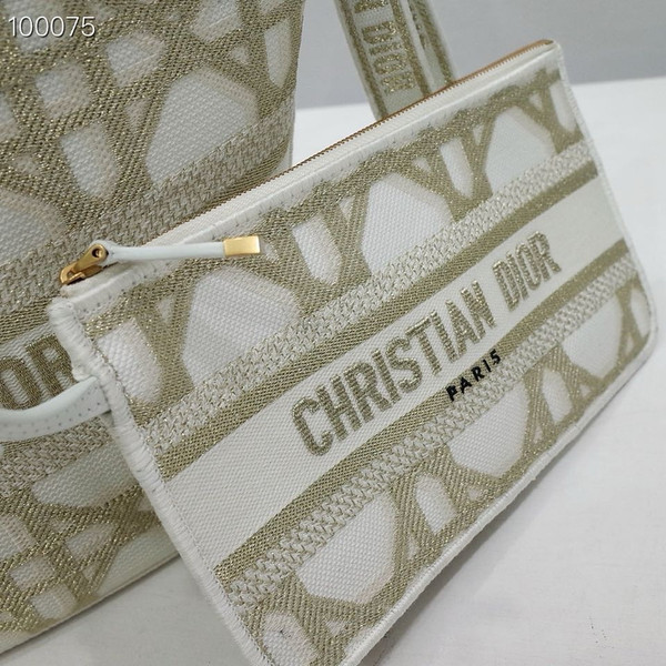 Christian Dior Hat Basket Bag 35cm Macrocannage Embroidery, White and Gold-Tone