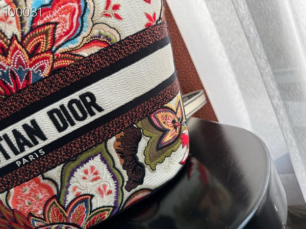 Christian Dior Hat Basket Bag 35cm Albero della Vita Motif Embroidery, White Multicolor Embroidered Cotton