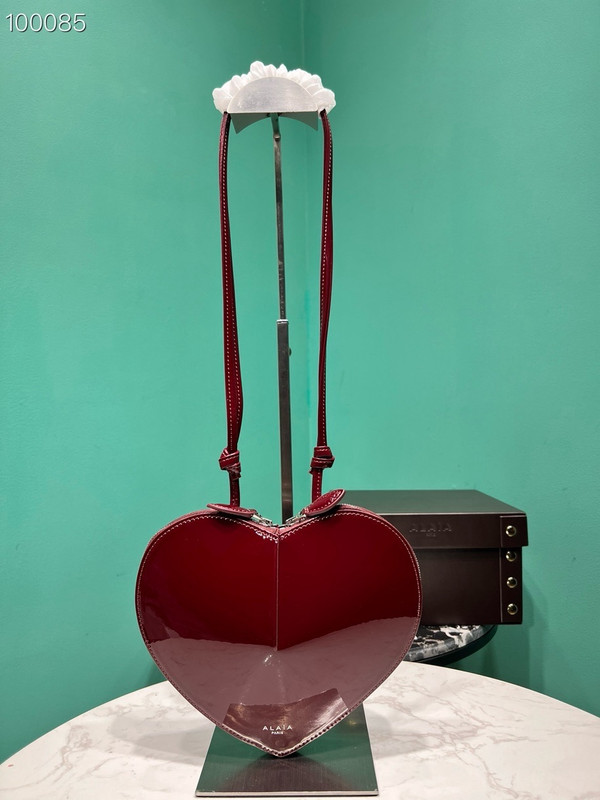 Alaia Coeur Bag 21cm Patent Calfskin Leather, Burgundy