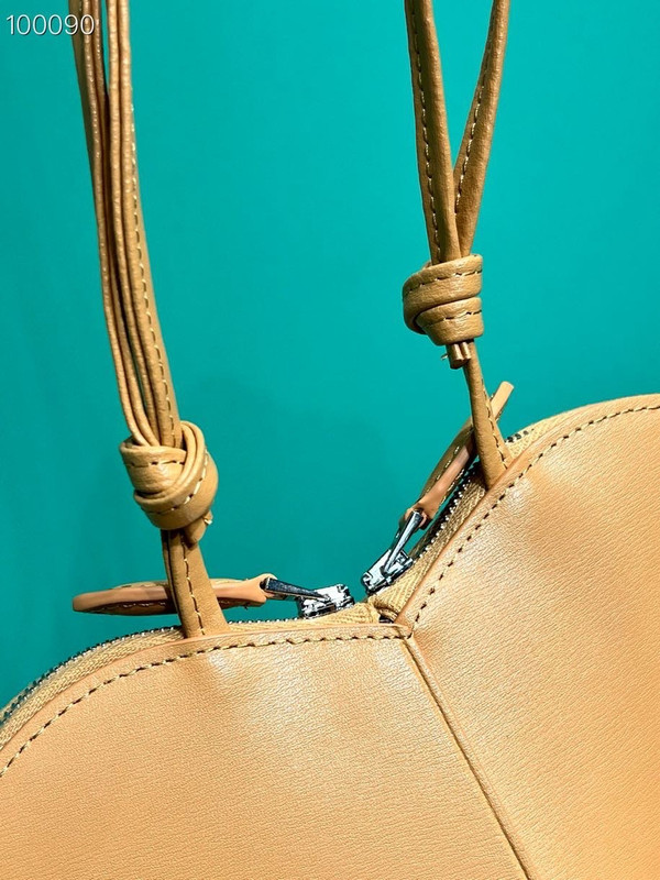 Alaia Coeur Bag 21cm Calfskin Leather, Tan