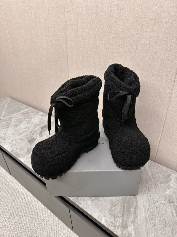 Balenciaga Alaska Shearling Faux-Fur High Boots, Black