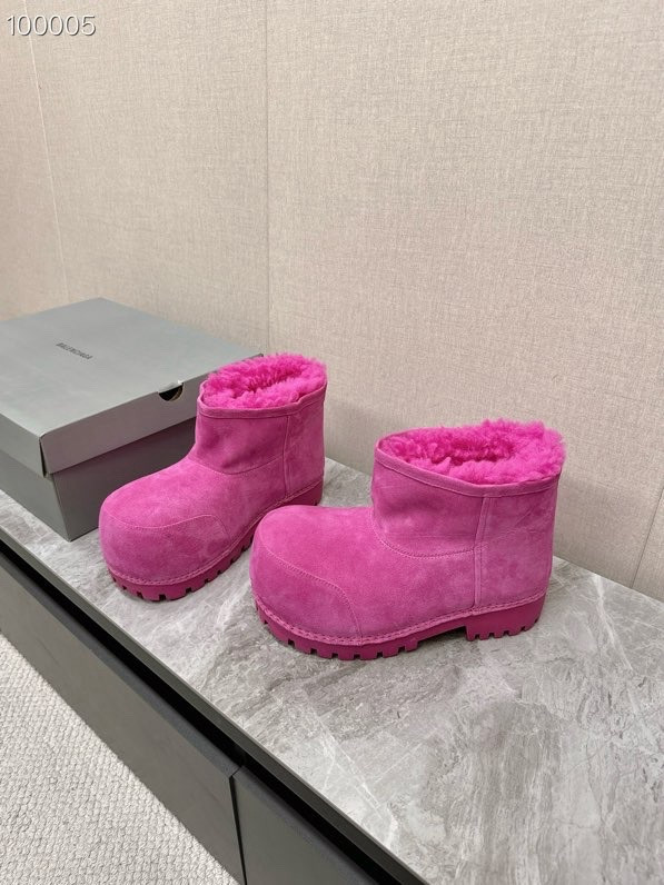 Balenciaga Alaska Split Calfskin Faux-Fur Bootie, Pink