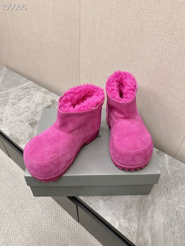 Balenciaga Alaska Split Calfskin Faux-Fur Bootie, Pink