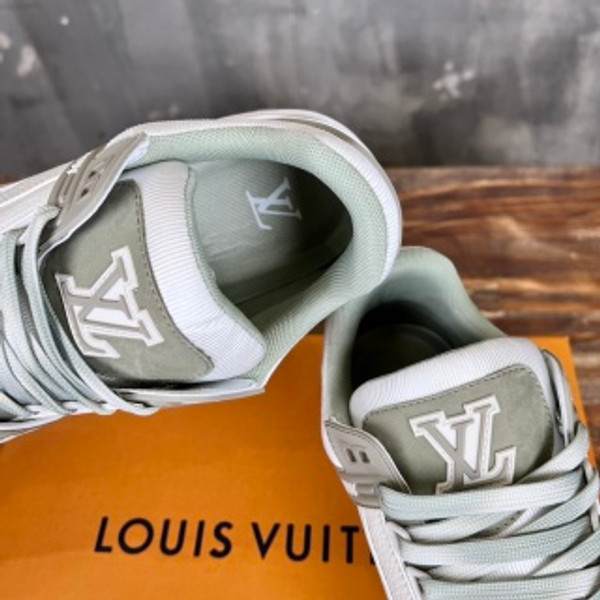 Louis Vuitton Trainer Sneakers Calfskin Leather, White/Grey