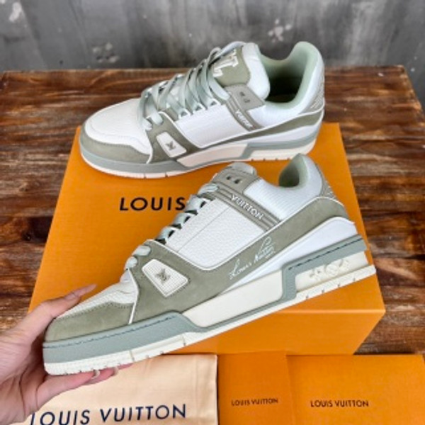 Louis Vuitton Trainer Sneakers Calfskin Leather, White/Grey