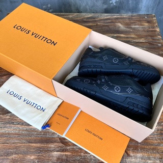 Louis Vuitton Trainer Sneakers Monogram Graphite Calfskin Leather, Black