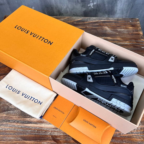 Louis Vuitton Trainer Sneakers Technical Calfskin Leather, Black