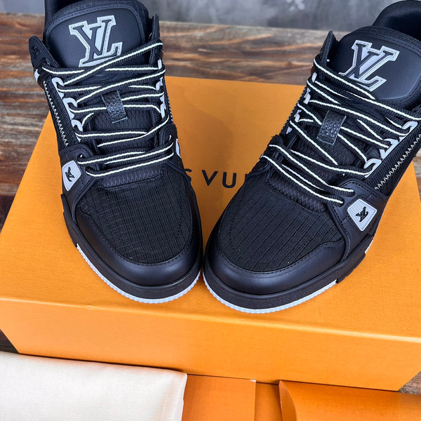 Louis Vuitton Trainer Sneakers Technical Calfskin Leather, Black