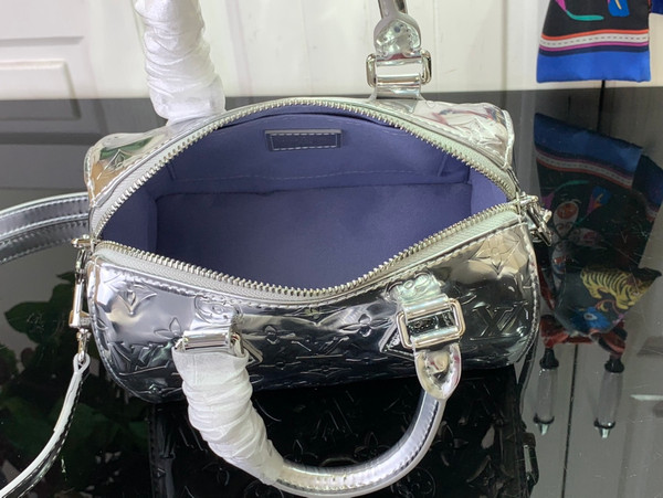 Louis Vuitton Speedy Bandoulière 20cm Monogram Miroir Canvas M11987, Silver
