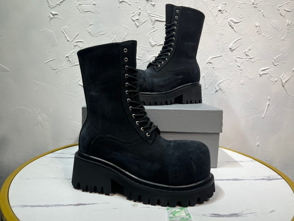 Balenciaga Stomper Boots Suede Calfskin Leather, Black
