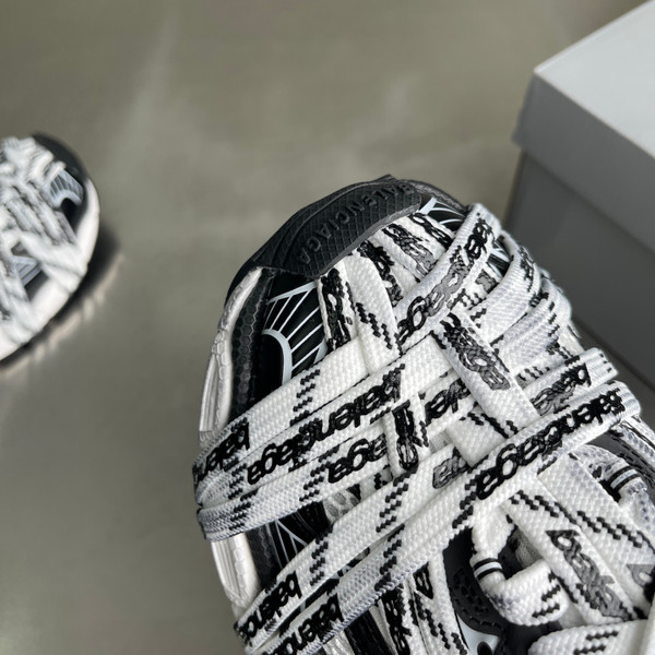 Balenciaga 3XL Mesh Sneakers Unisex, Black/White