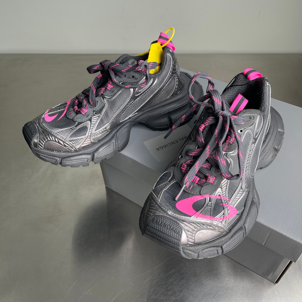 Balenciaga 3XL Painted Mesh Sneakers Unisex, Black