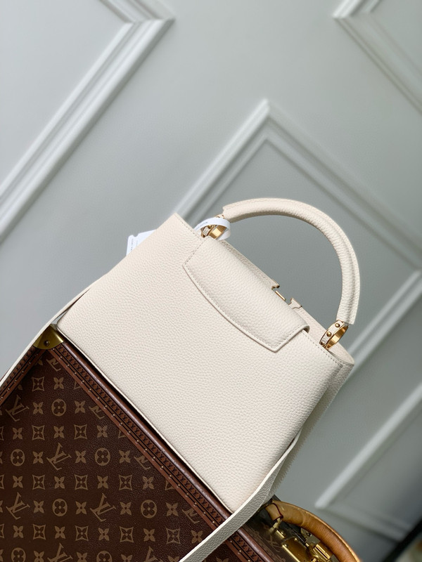 Louis Vuitton Capucines GM Bag 31cm Taurillon Leather M25087, Quartz