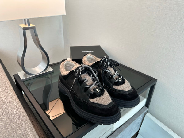 Chanel Sneakers Women Shearling Fur Calfskin Suede Calfskin & Lambskin Fall-Winter 2025-2026 Pre-Collection, Brown & Black