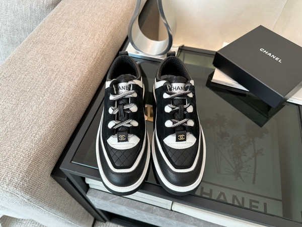 Chanel Sneakers Women Calfskin & Lambskin Fall-Winter 2025-2026 Pre-Collection, Black & White