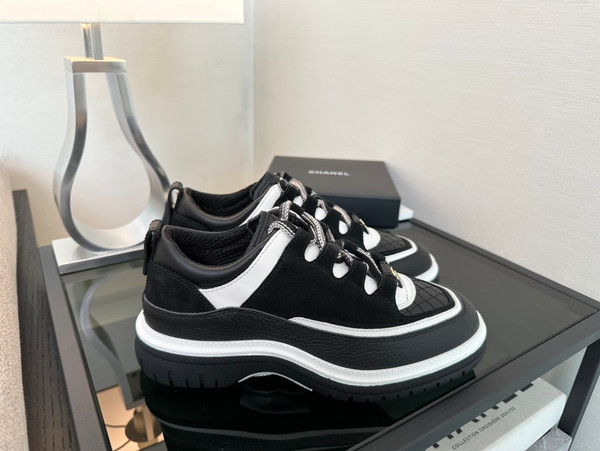 Chanel Sneakers Women Calfskin & Lambskin Fall-Winter 2025-2026 Pre-Collection, Black & White