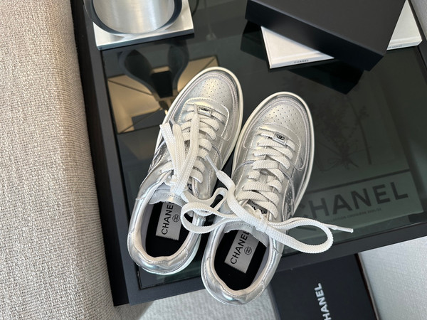 Chanel Sneakers Women Calfskin Fall-Winter 2025-2026 Pre-Collection, Silver